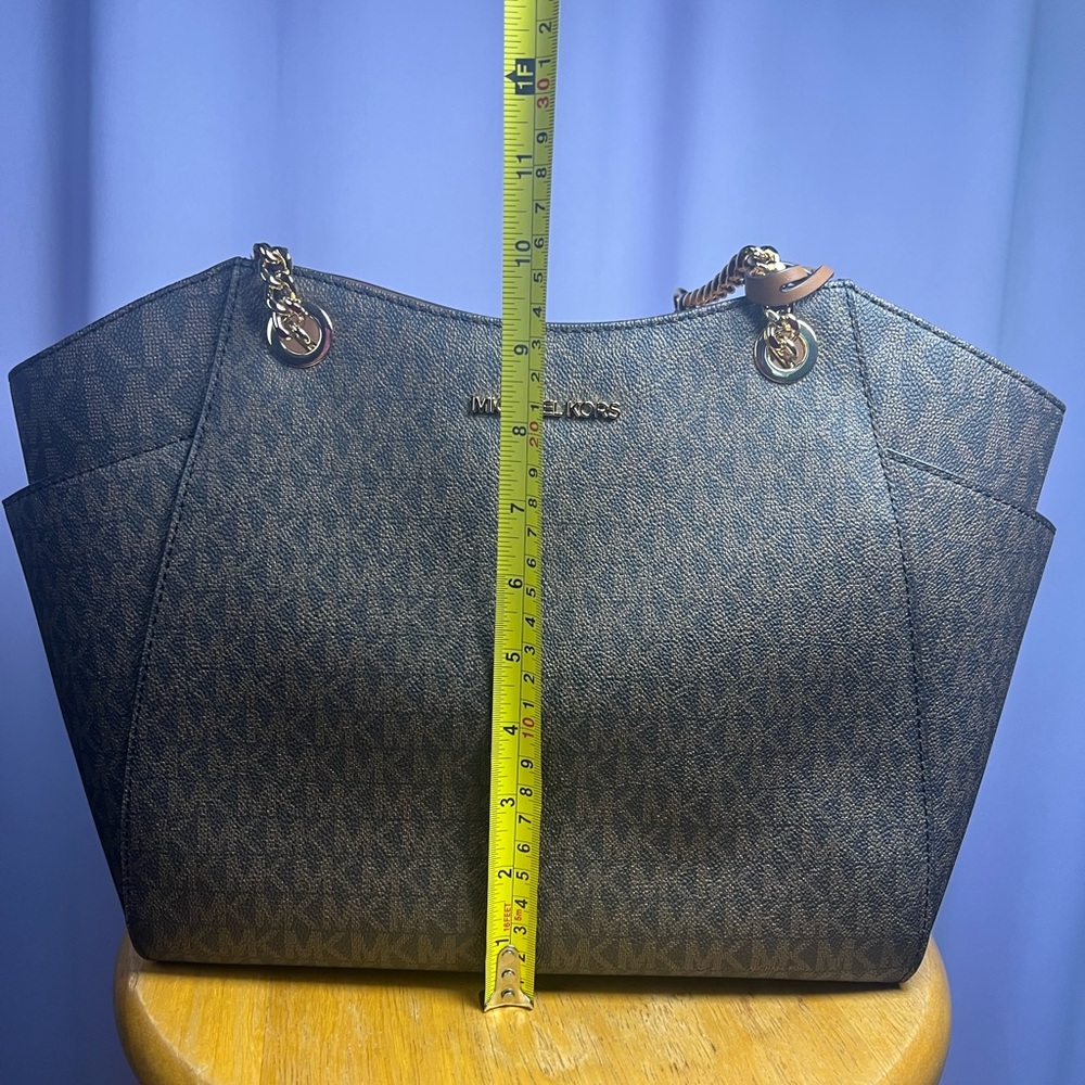 Michael Kors Brown Shoulder Bag - Picture 10 of 15
